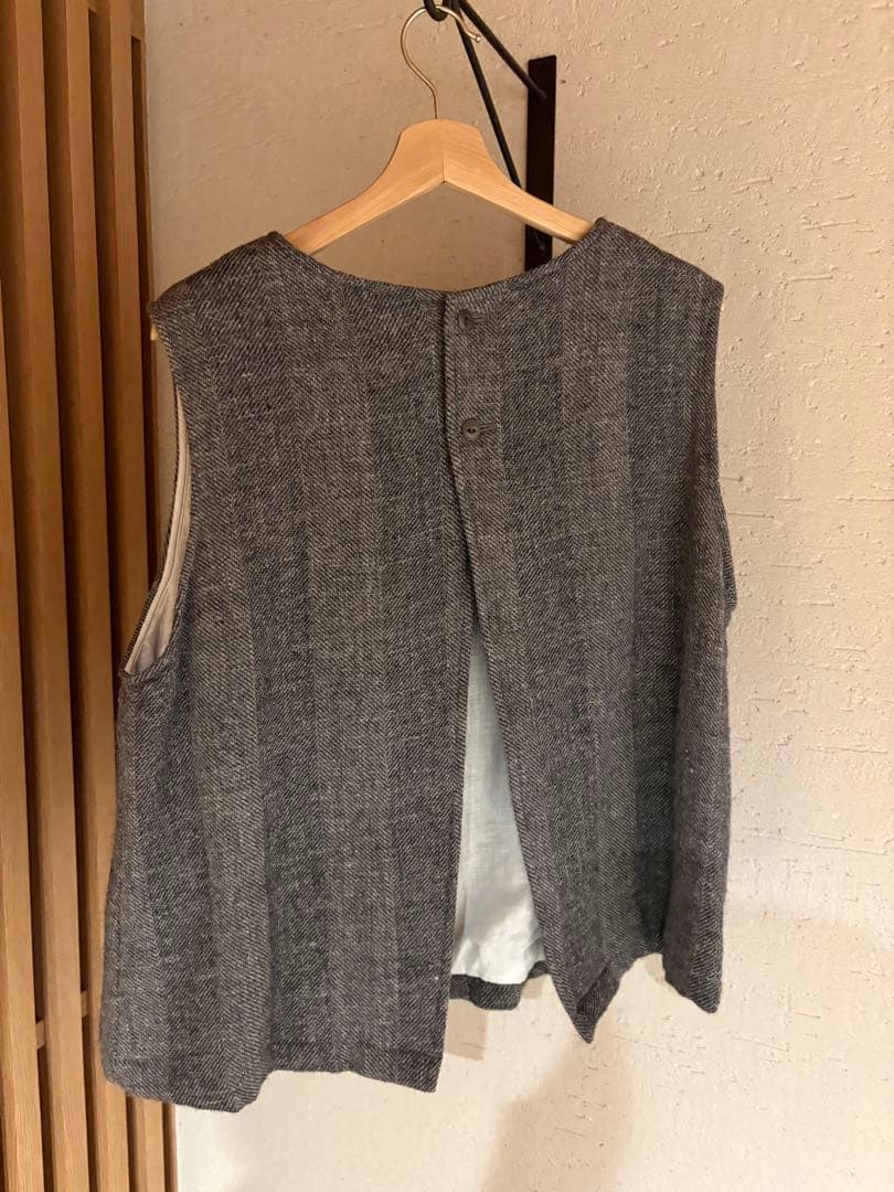 Joie de Vivreシェットランドウールリネンヘリンボーンベスト