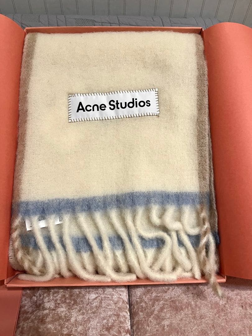 【新品 未使用】Acne Studios ウールモヘアスカーフ