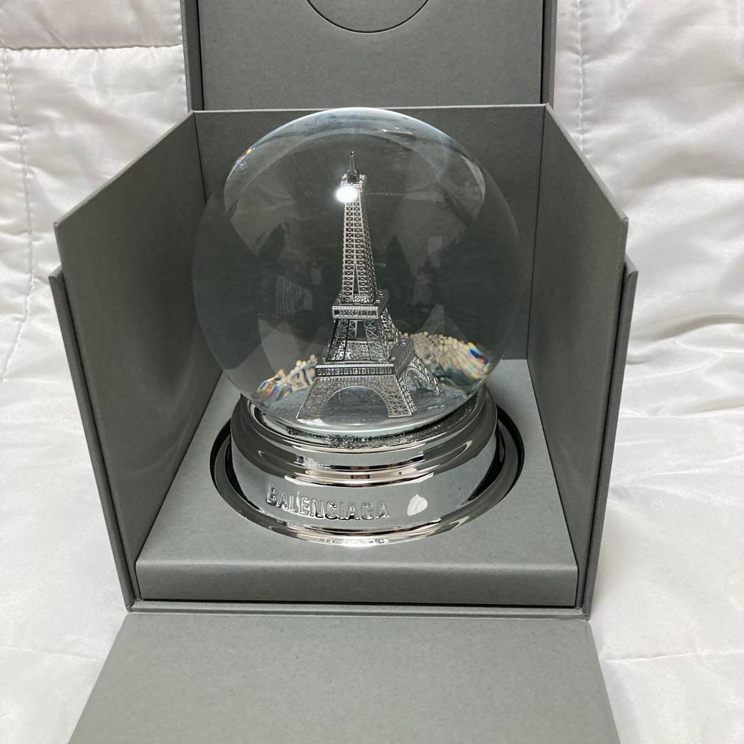 BALENCIAGA エッフェル塔 スノードーム　ノベルティ限定品スノーグローブ