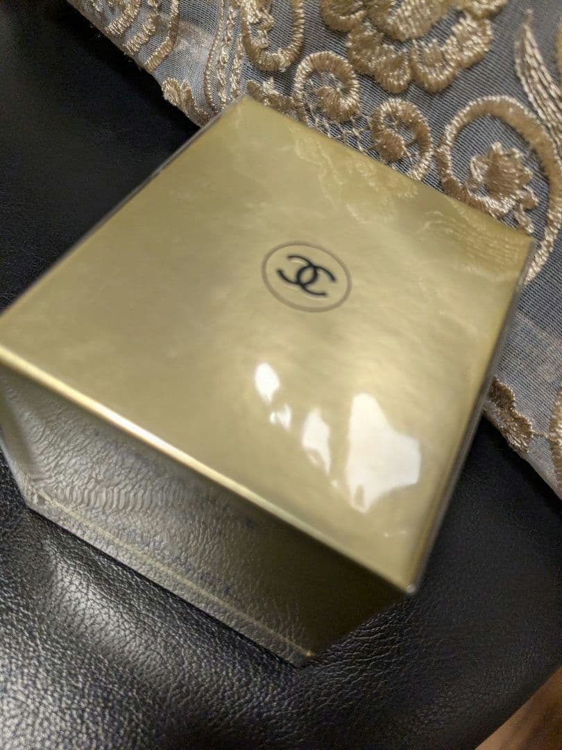 未開封シャネル最高峰スキンケア　サブリマージュ　ル　マスク　エモリエントマスク