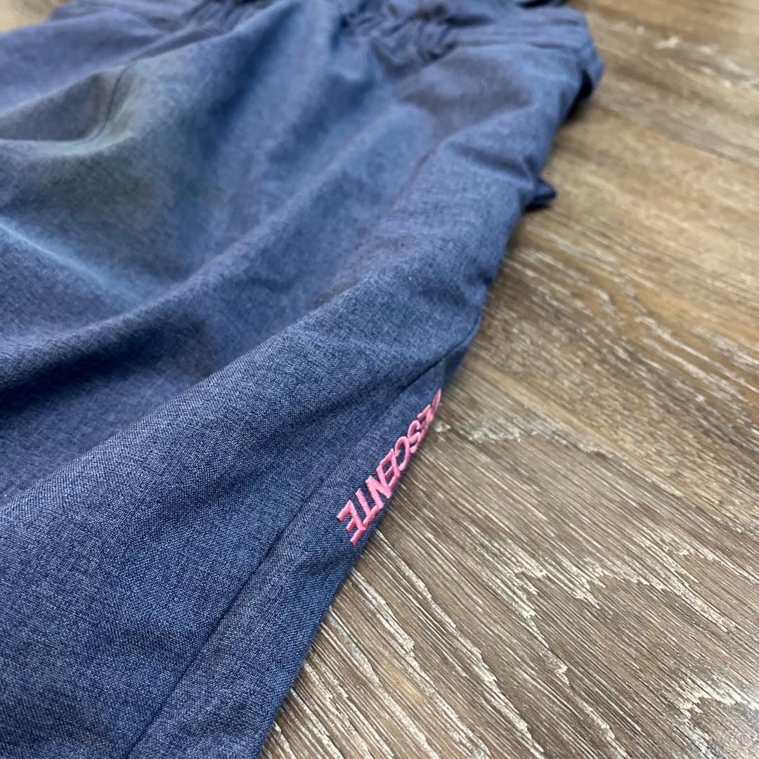 DESCENTE デサント　セットアップ　上下　スキーウェア　150 女の子