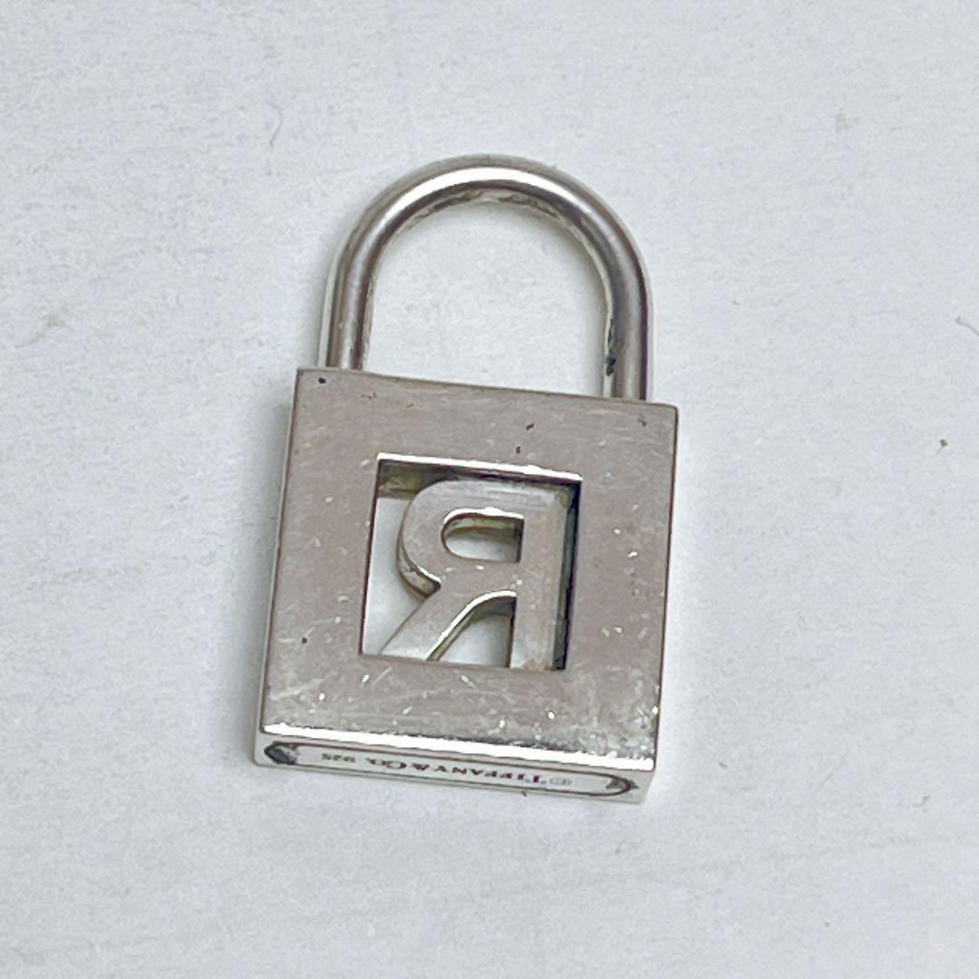 ティファニー　イニシャル　R パドロック　チャーム　925