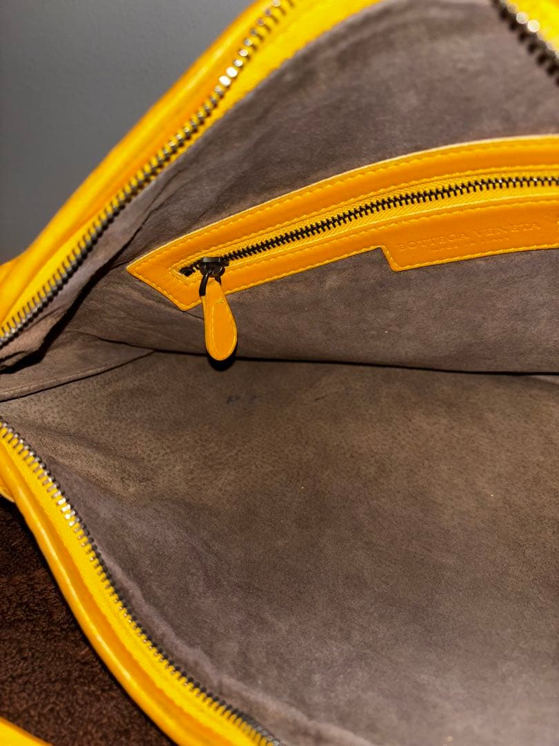 ボッテガヴェネタBOTTEGA VENETAイントレチャートショルダーバッグ