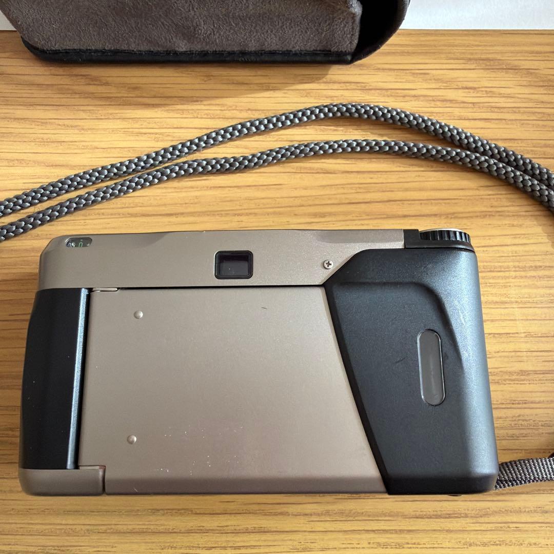 【動作確認済】CONTAX T2 チタンシルバー 35mmフィルムカメラ