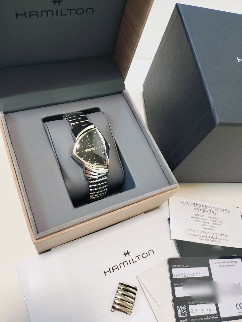 試着のみ超美品！2025年6月購入箱ギャンティー付き　ハミルトン　ベンチュラ