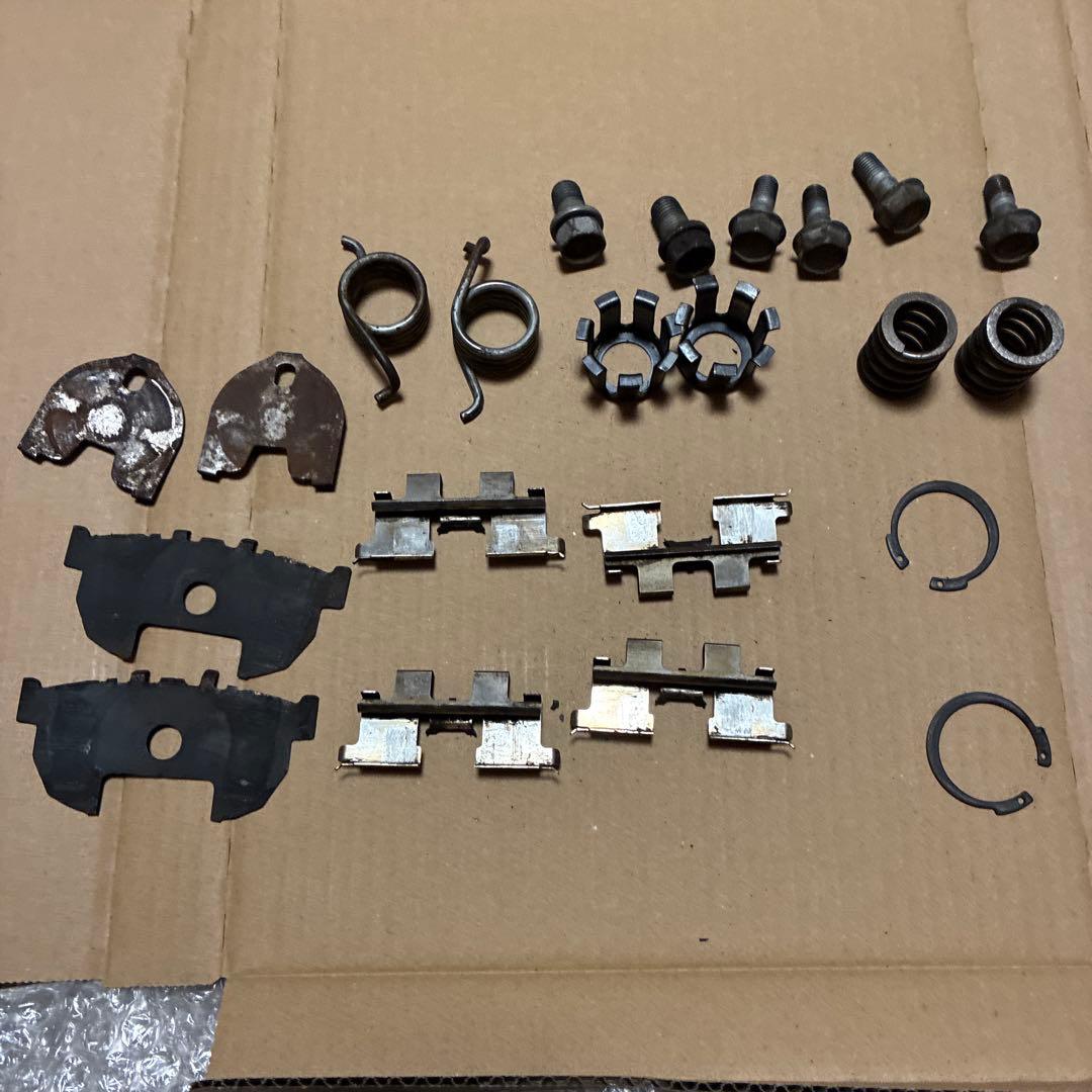 s14シルビア　リヤブレーキキャリパー