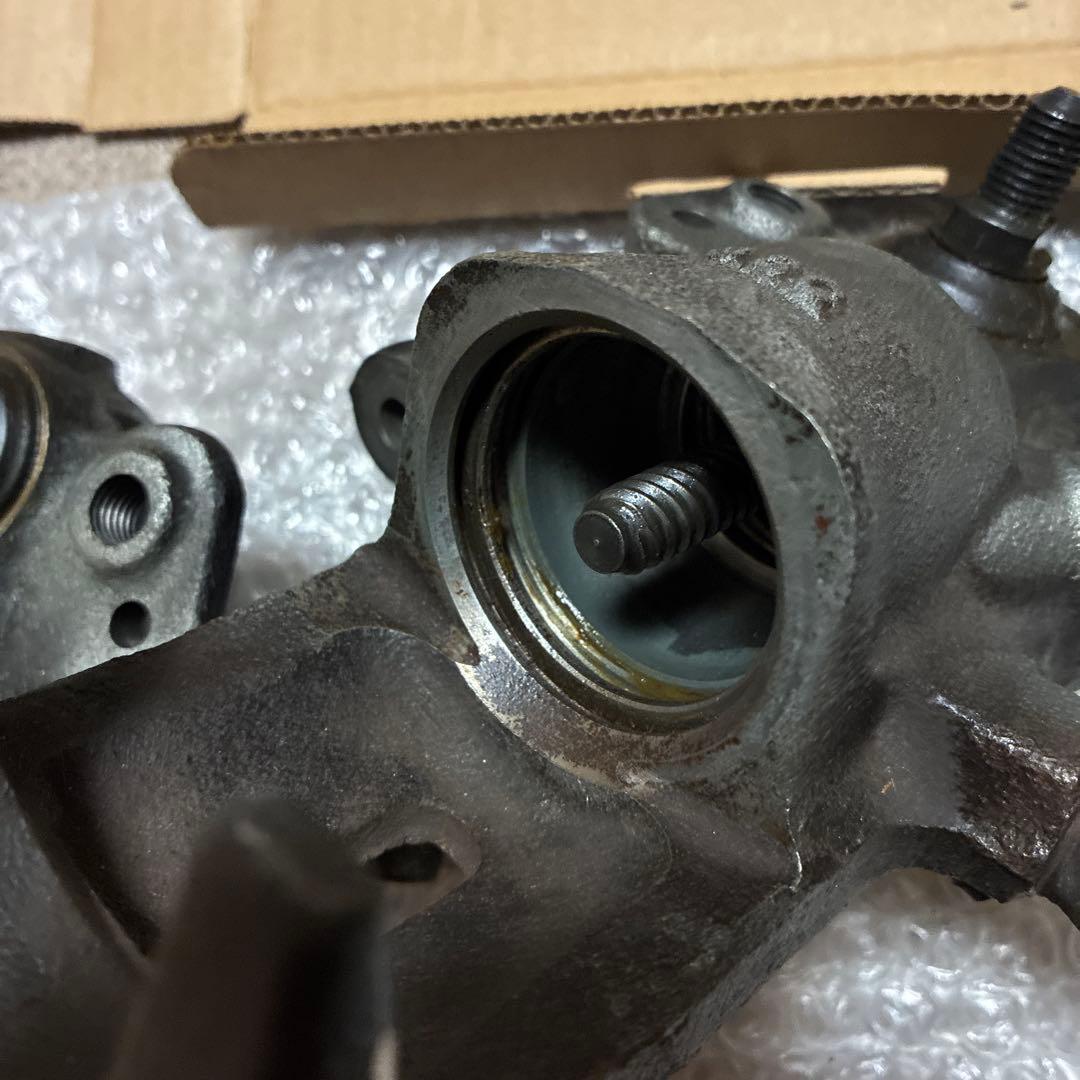 s14シルビア　リヤブレーキキャリパー