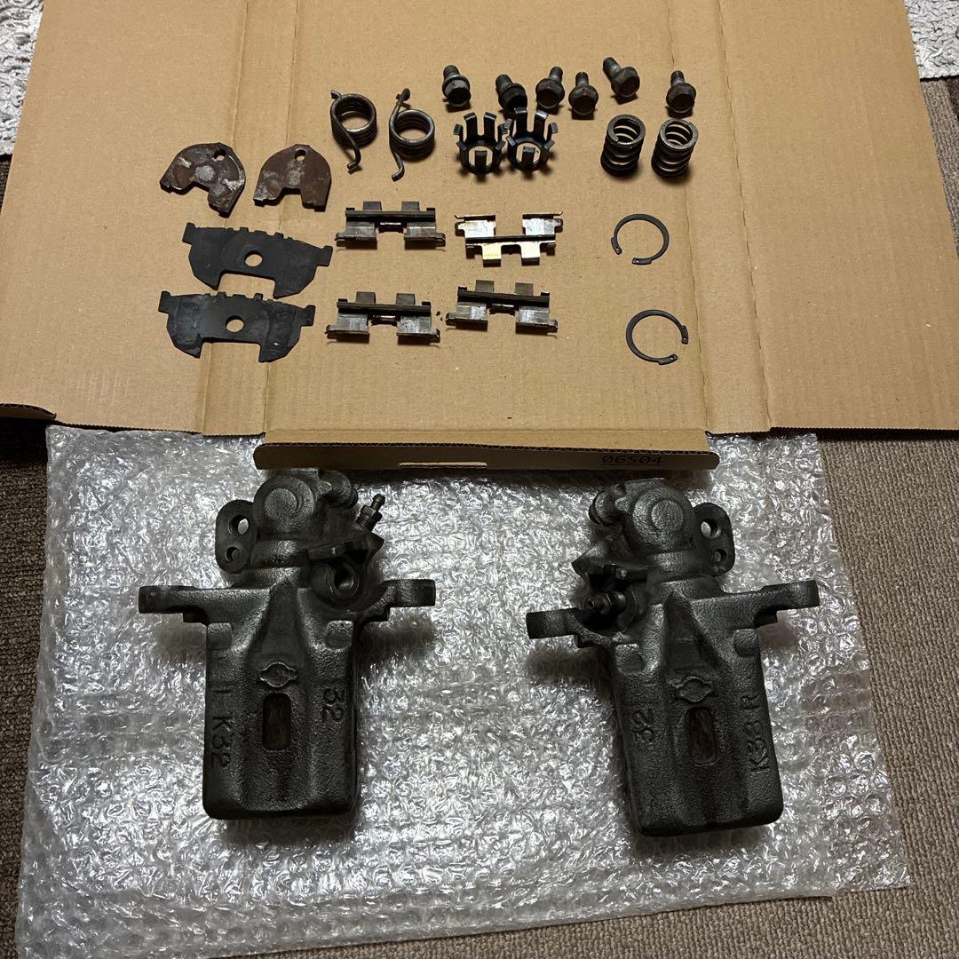 s14シルビア　リヤブレーキキャリパー