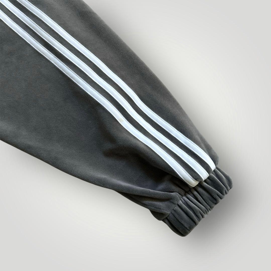 美品　adidas originals ベルベット　トラックジャケット　グレー
