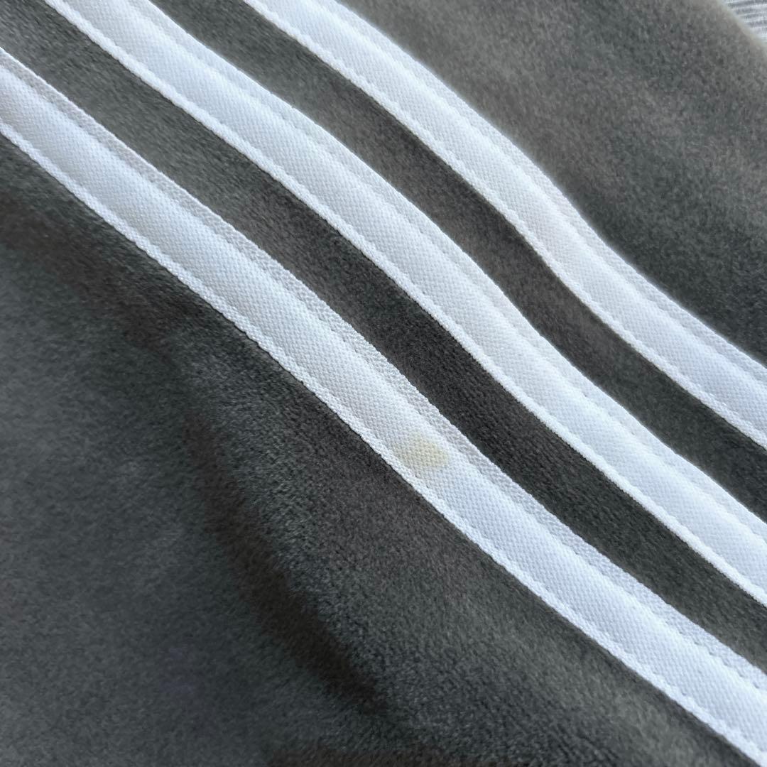 美品　adidas originals ベルベット　トラックジャケット　グレー