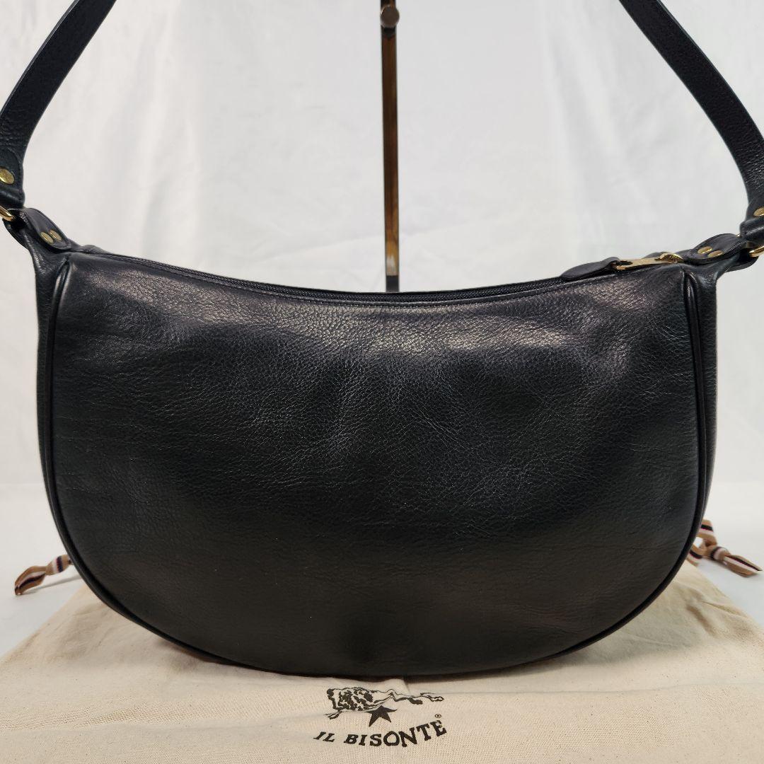 極美品✨イルビゾンテ ショルダーバッグ ハーフムーン レザー ブラック 三日月