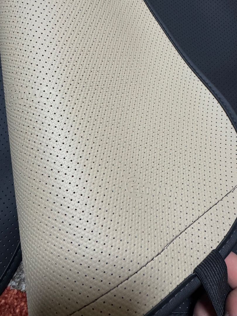 入荷困難　レザー　アルファード　alphard 座席クッション　シートクッション