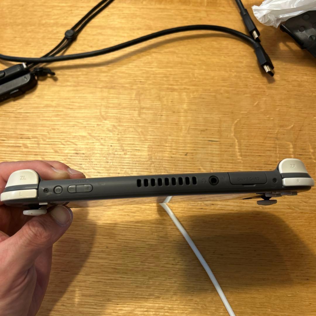 r*_様 Nintendo Switch Lite グレー 本体　箱無し　充電器