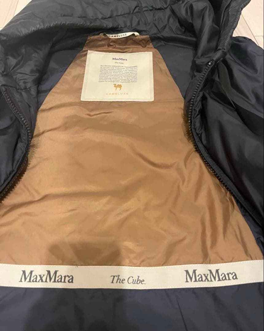 最終値下げ！初秋や運動会に☆撥水Maxmara the cube ベスト