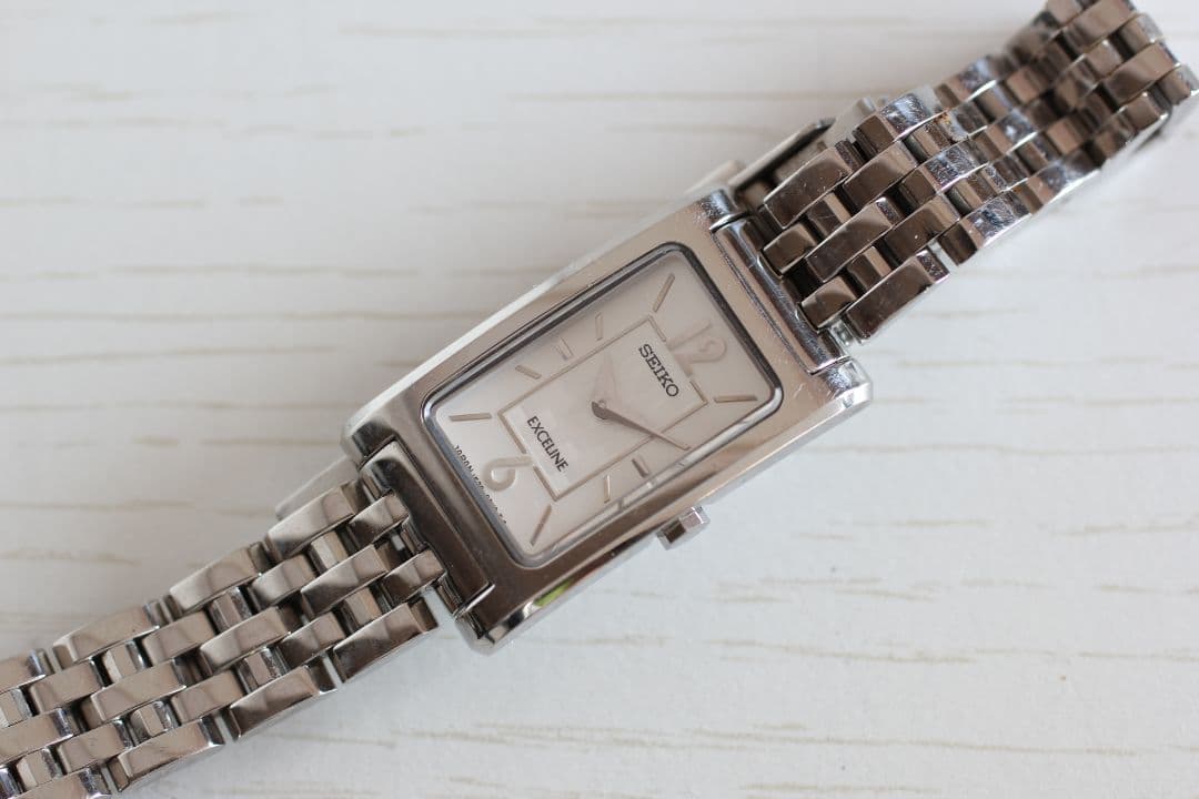 稼働品SEIKO EXCELINEセイコーエクセリーヌ腕時計 1F20-OANO