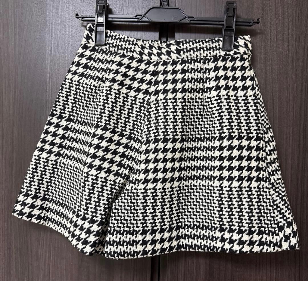 新品未使用sheller ポイントボタンキュロット