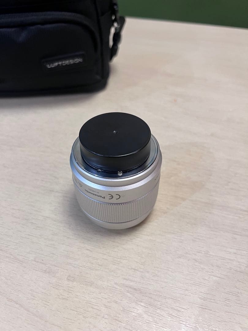 Panasonic 25mm f/1.7 単焦点レンズ