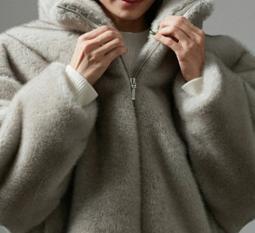 SALON adam et rope'【FREE】グラデーションファーブルゾン