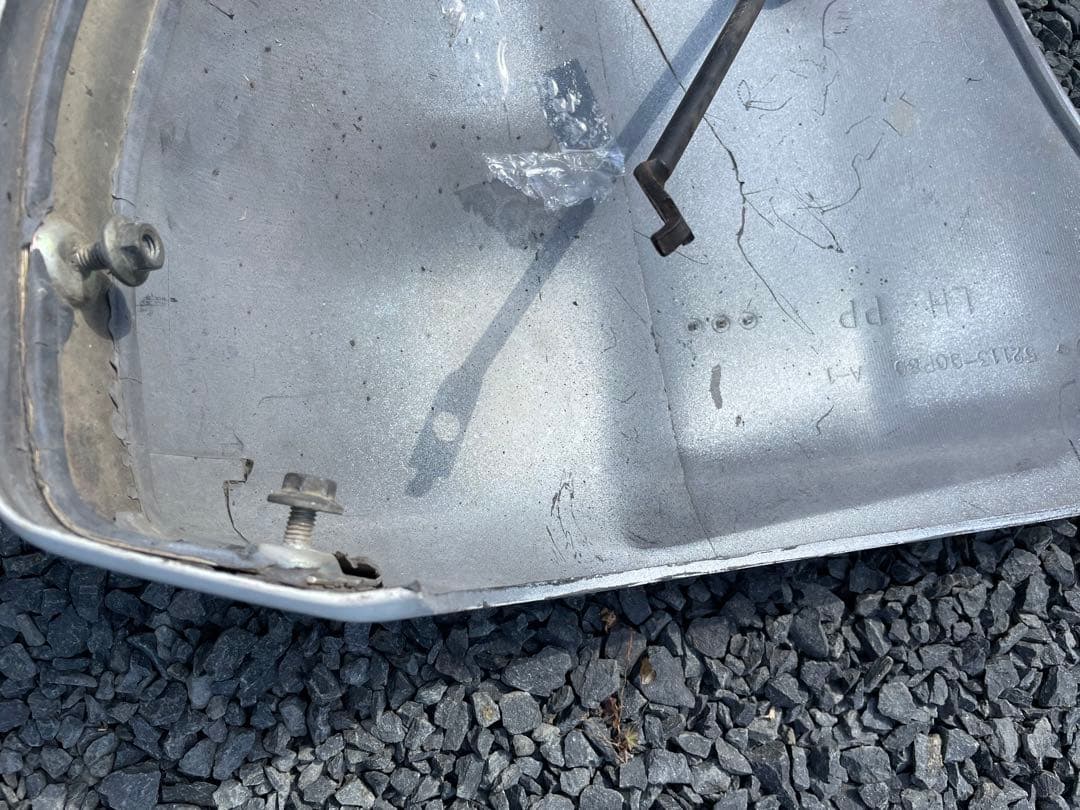 希少　トヨタデリボーイKXC 10Vフロントバンパーコーナーカバー左右中古