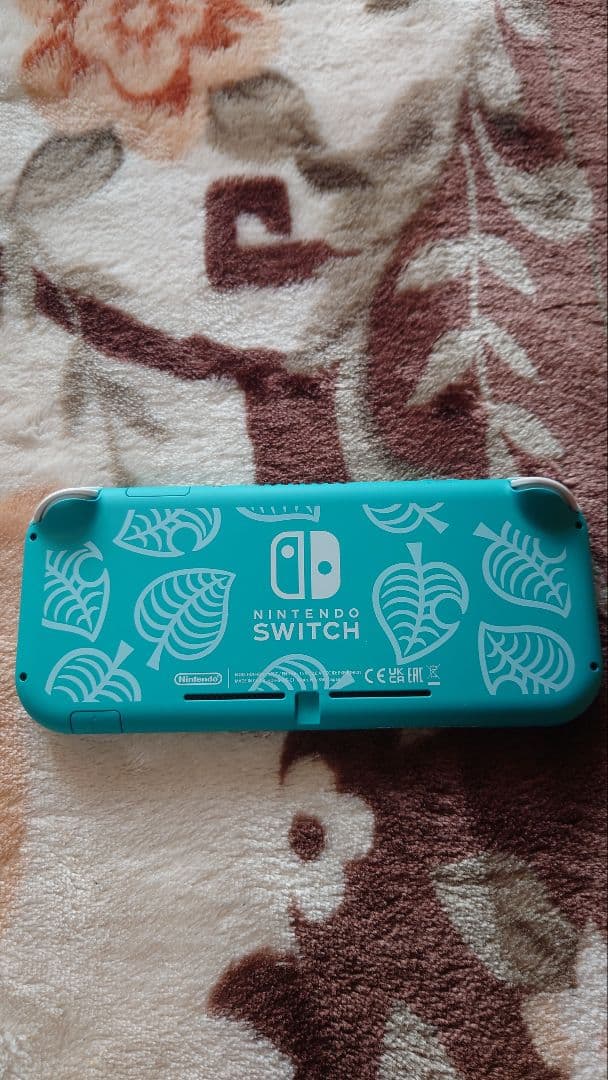 Switch Lite あつまれどうぶつの森セット～まめきち＆つぶきちアロハ柄～
