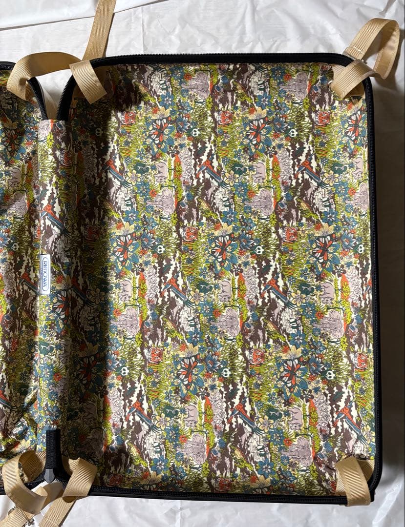 リモワ ユナイテッドアローズ 別注サルサ 32L 2輪 ミルクティー機内持込可