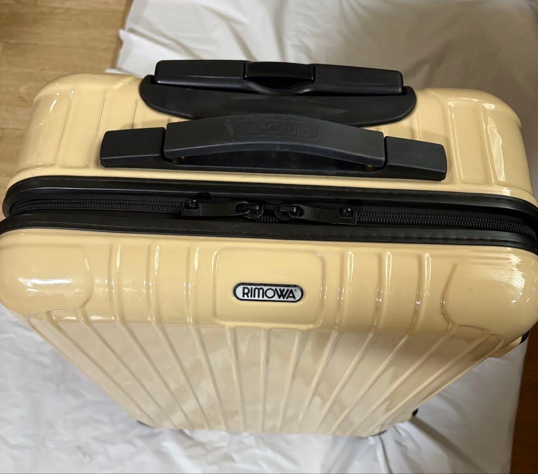 リモワ ユナイテッドアローズ 別注サルサ 32L 2輪 ミルクティー機内持込可