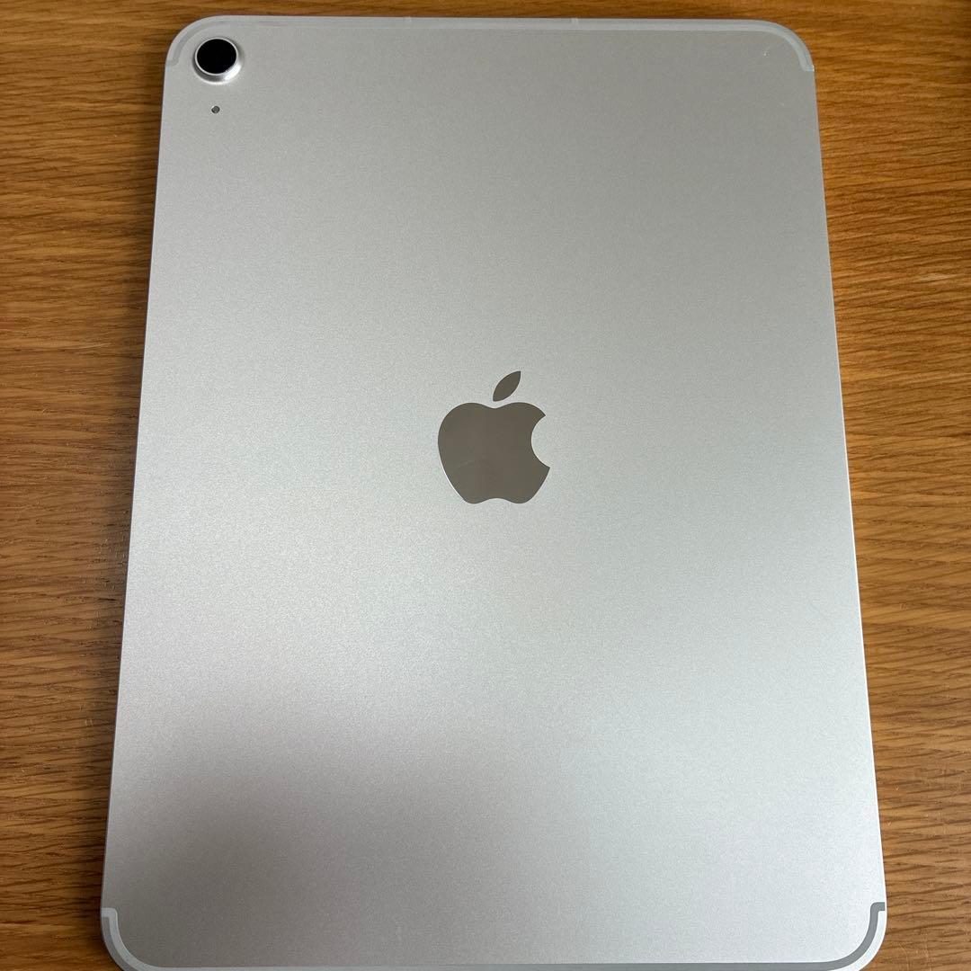 iPad (A16) 128GB Wi-Fi + Cellular(色シルバー)
