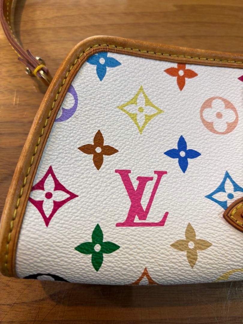ルイヴィトン　マルチモノグラム　クラッチバッグ