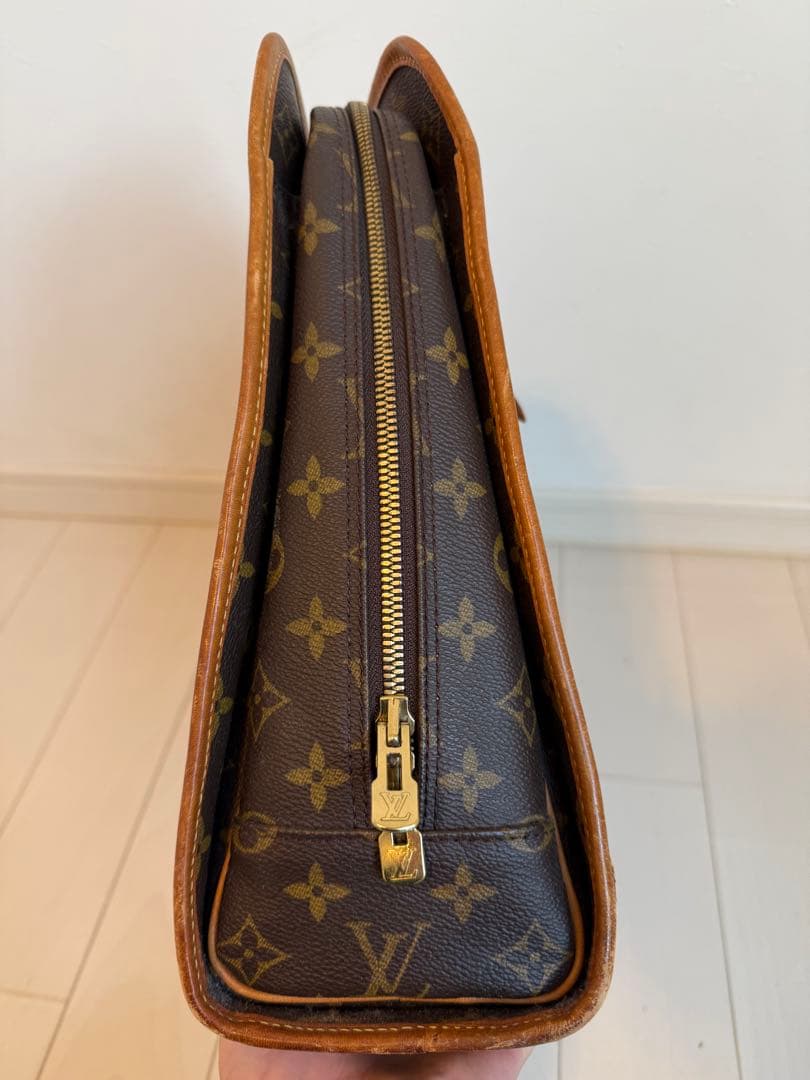 ルイ・ヴィトン　ビジネスバッグ