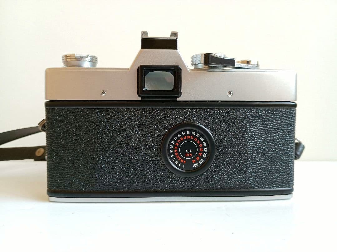 【匿名配送】ミノルタ SR-T 101 一眼レフフィルムカメラ 露出計OK