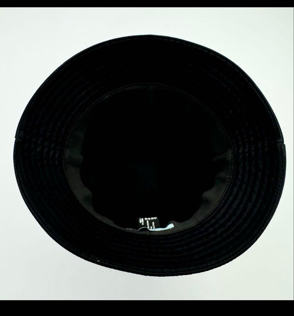 極美品✨PRADA バケットハット　ブラック　ナイロン　三角ロゴプレート