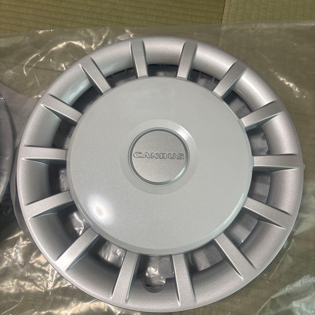 ムーヴキャンバス　ホイールキャップ　 4点セット