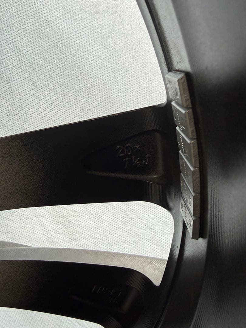 レクサスNX 350h Fスポーツ純正20インチ1本のみ