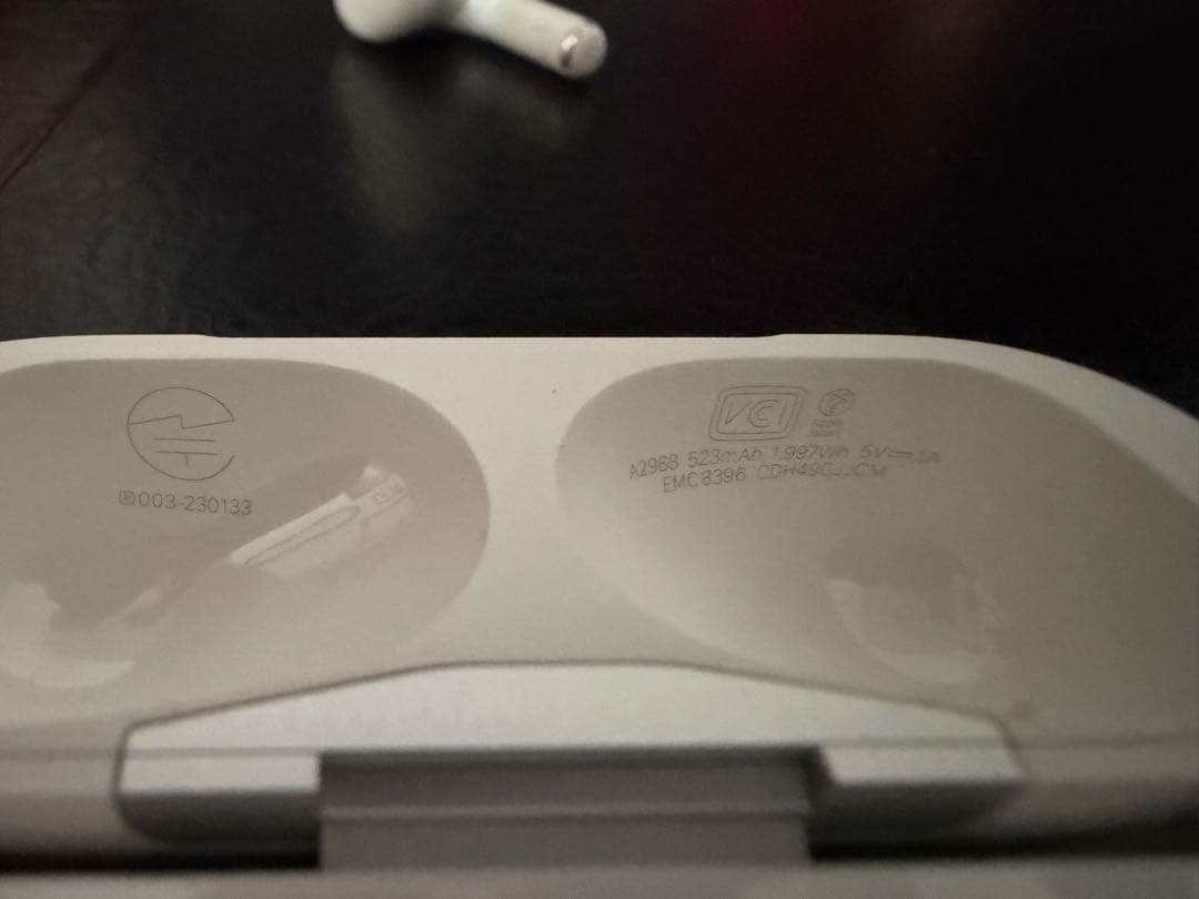 AirPods pro2本体 充電ケース付き（タイプC）