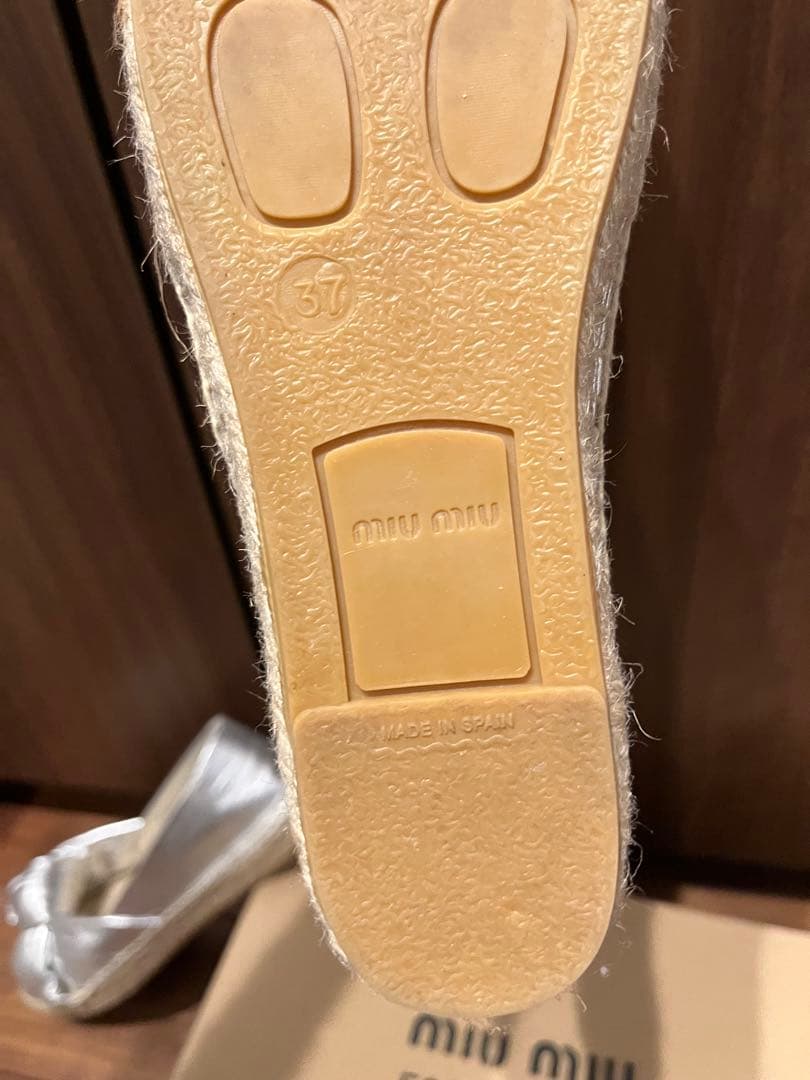 削除前　週末セール　美品　miu miu シルバー エスパドリーユ