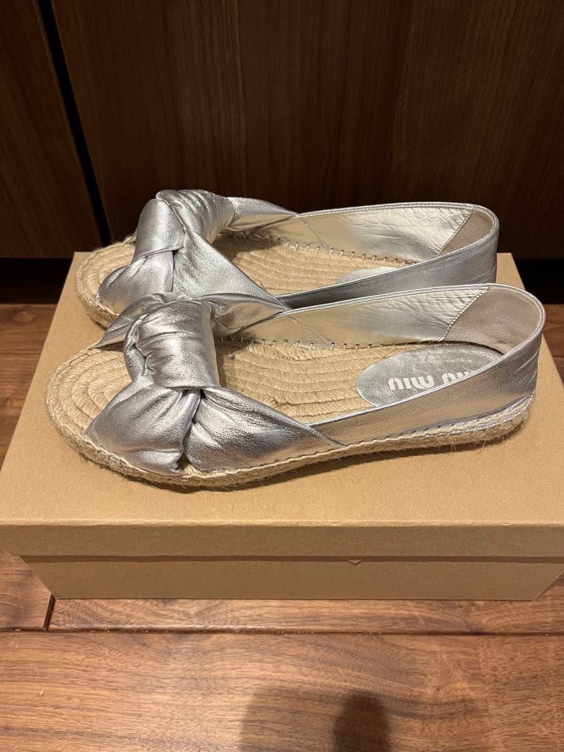 削除前　週末セール　美品　miu miu シルバー エスパドリーユ