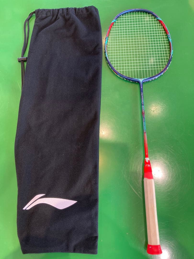 リーニンバドミントンラケット エアロナット9000C CPモデル 希少‼︎