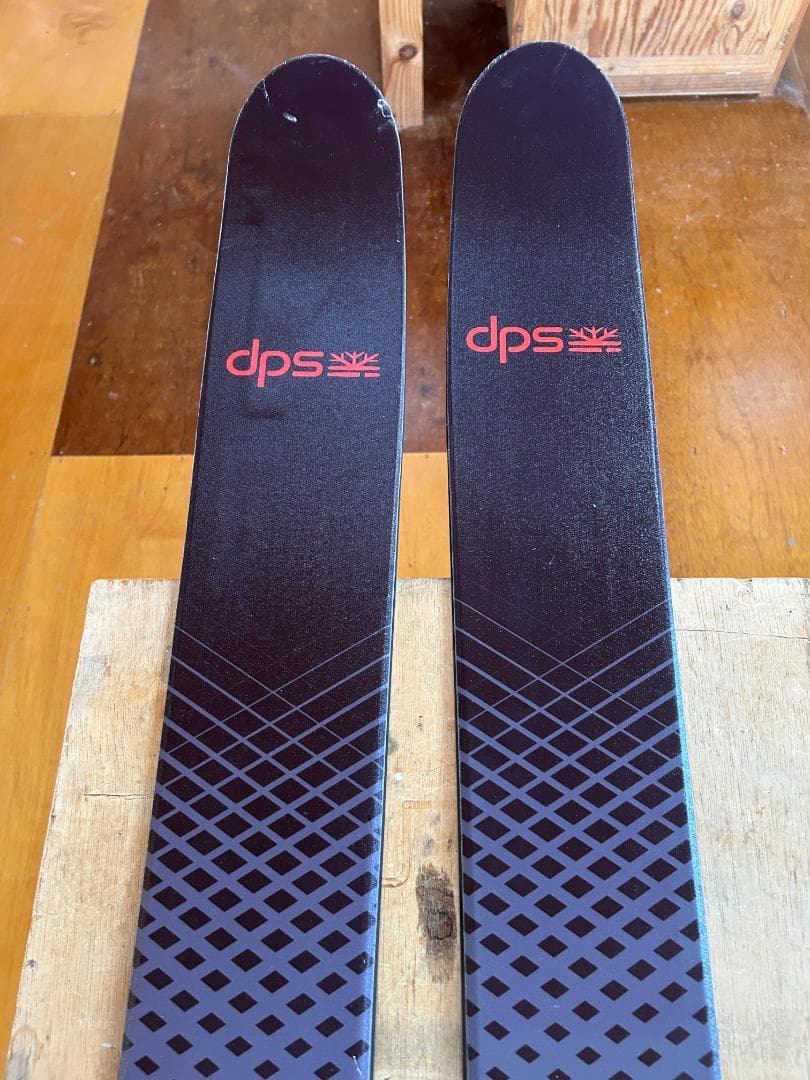 A*o様 DPS KOALA 179センチ　滑走日数4日　板のみ