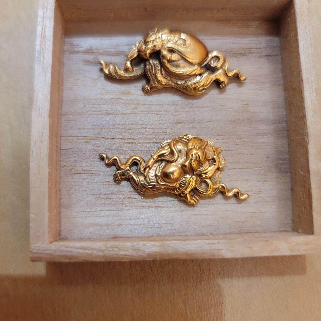 目貫 風神雷神図 金色絵 金具 留め具 武具 武装 日本刀 印籠 緒締め 骨董