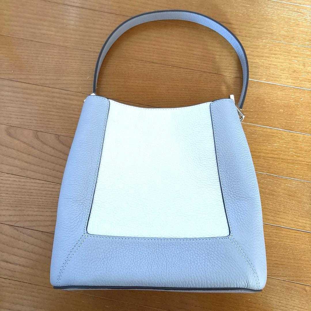 最終値下げ【新品】Kate Spade ショルダーバッグ