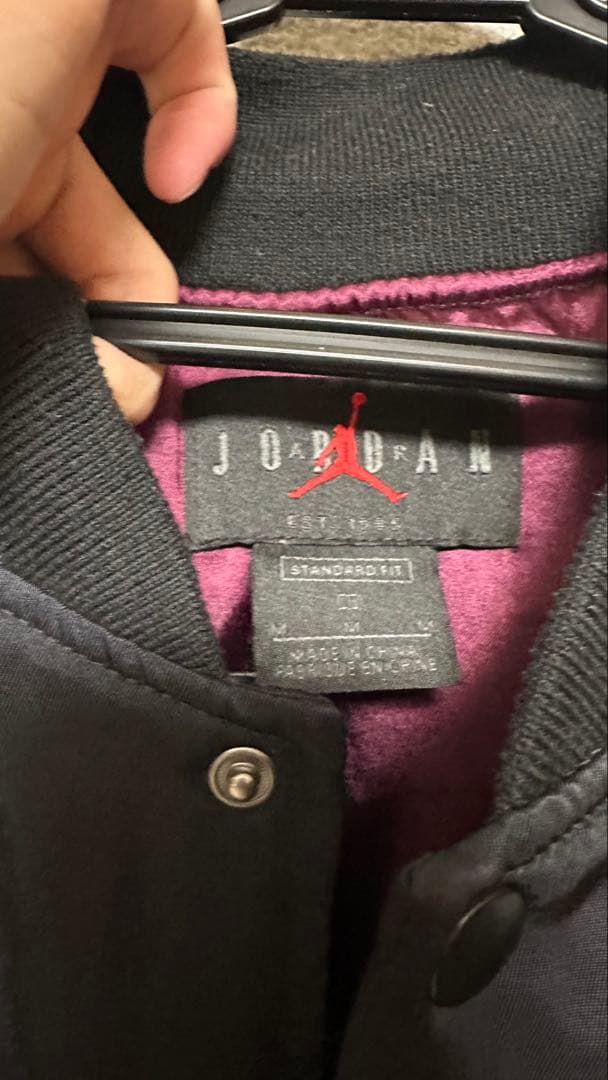 Jordan PARIS スタジャン 黒(12/22-1/5は15%オフ)