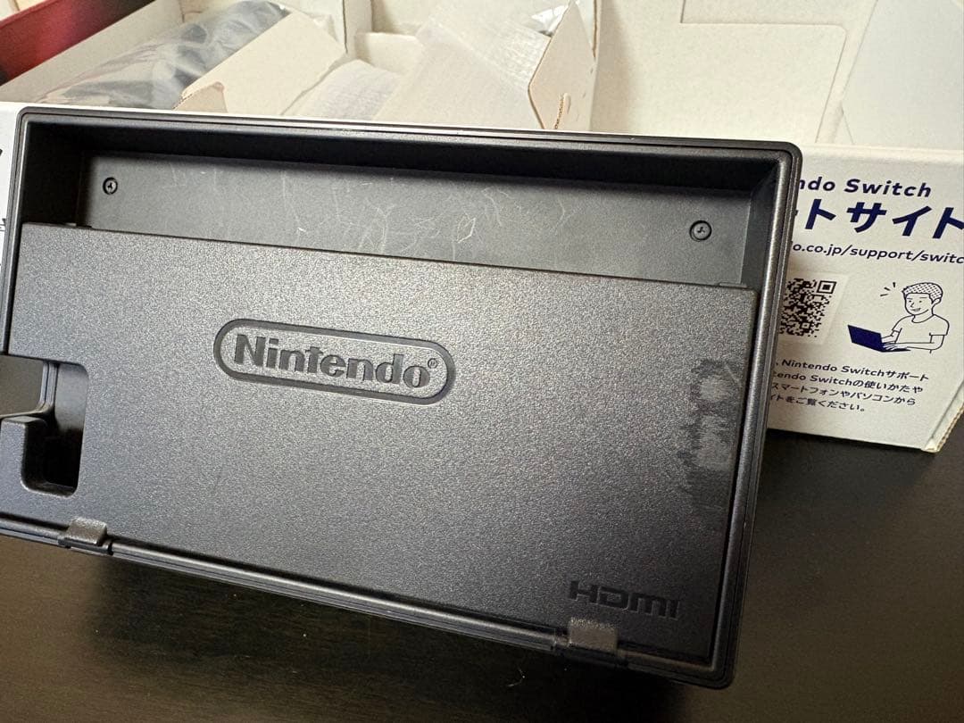 スイッチ本体、ケース付き