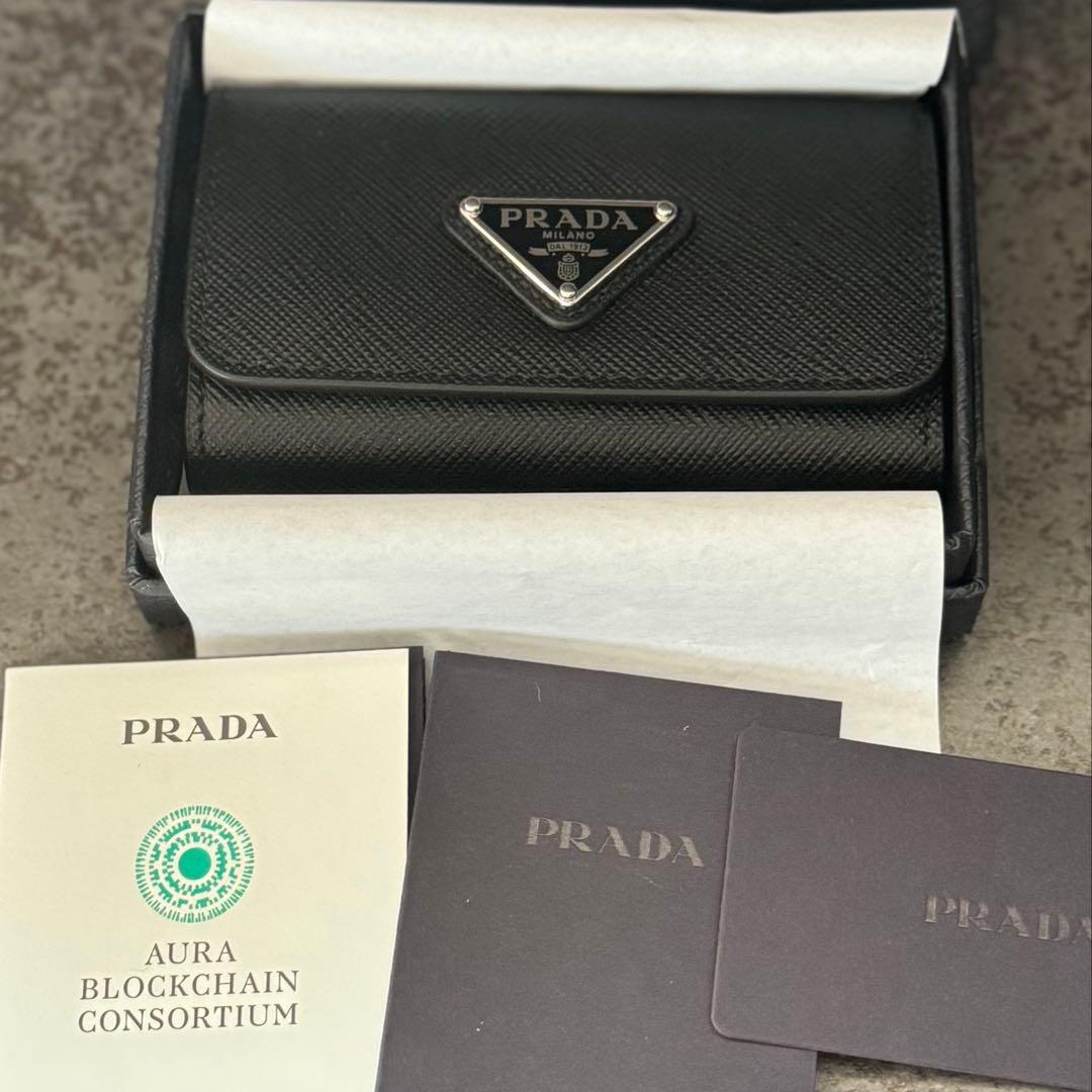 【新品未使用】PRADA非売品サフィアーノトライアングルキーケース