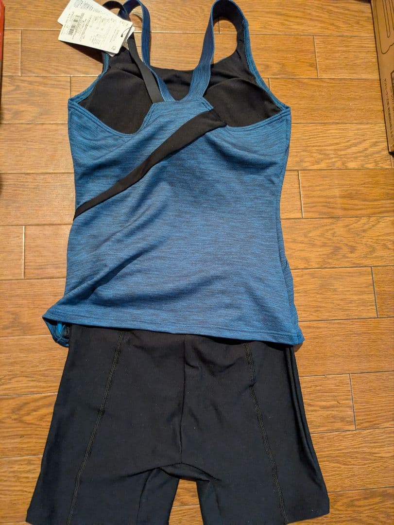 Speedo スポーツ用タンクトップ 青