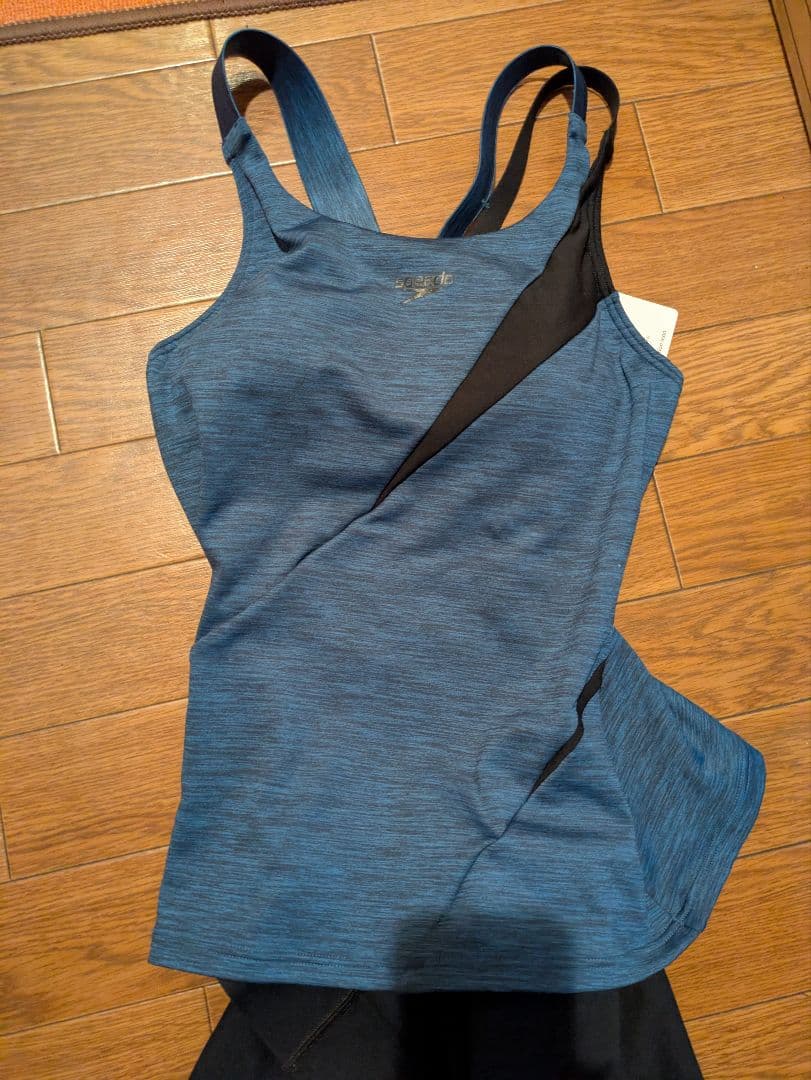 Speedo スポーツ用タンクトップ 青