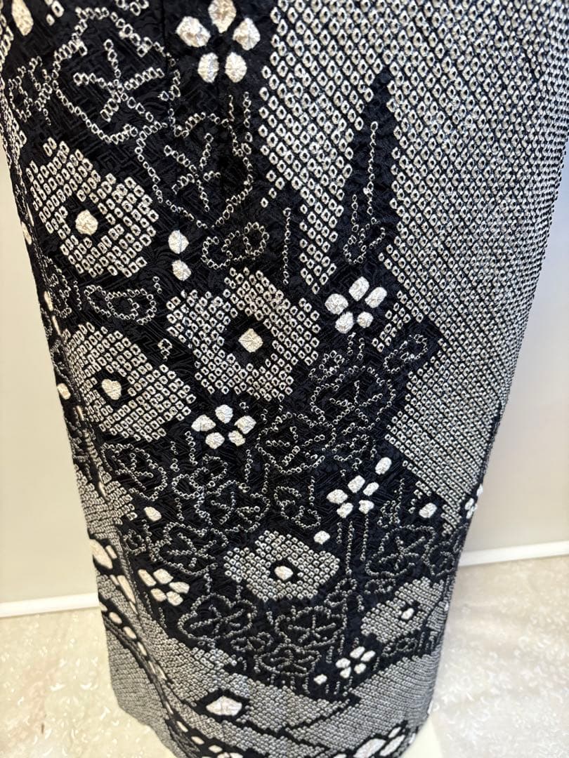 豪華　黒総絞り　訪問着　長身様　裄67.5肩身丈168 新品同様　フォーマル