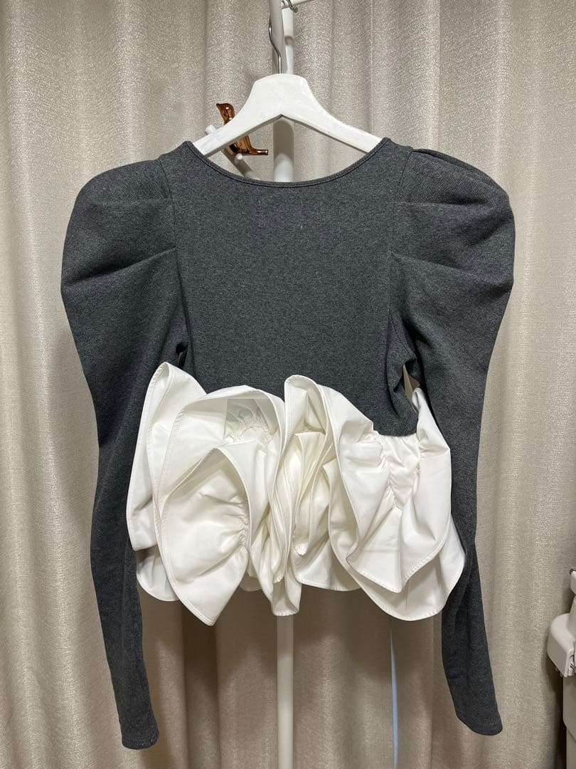 Bibiy. CREME PEPURAMU TOP グレー