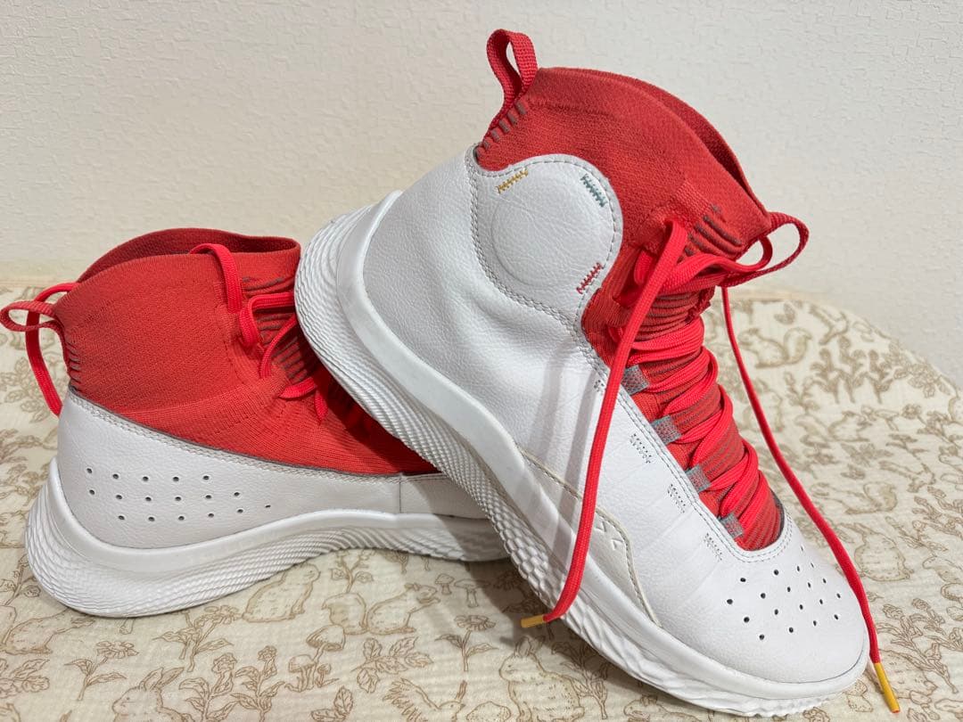 Curry Flow 9 3024861-100 バッシュ 27.5cm