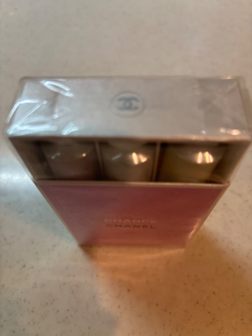 新品未使用　シャネル　特別販売　チャンス　 ハンドクリーム　 3本セット