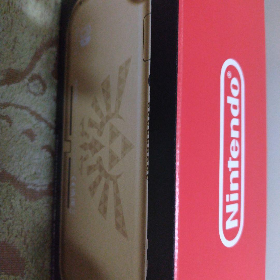 特別価格新品☆未開封Nintendo SwitchLightハイラルエディション